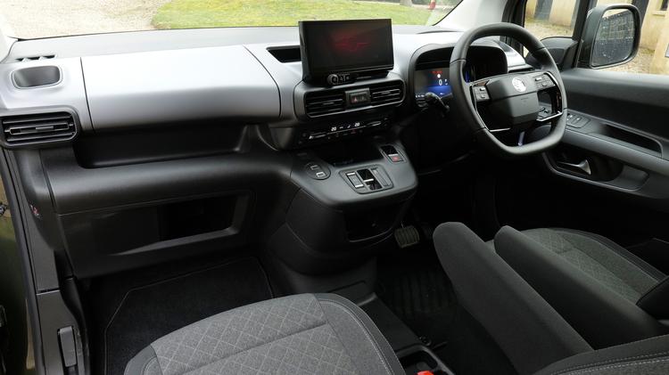Vauxhall COMBO LIFE ELECTRIC ESTATE 100kW Ultimate XL 52kWh 5dr Auto